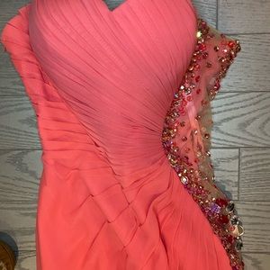 coral pink prom dress! Sexy, fun & SO flattering!!
